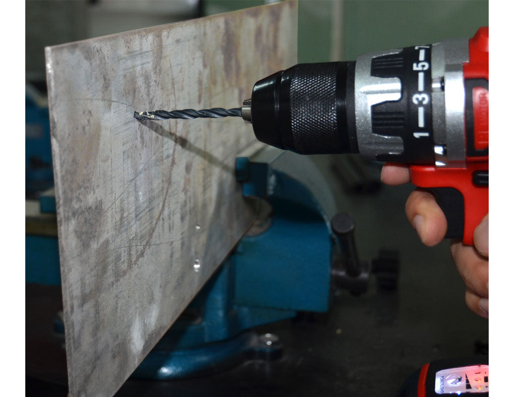 MATRIX 20V X-ONE Brushless Drill and Impact Wrench Combo Kit - Image 8