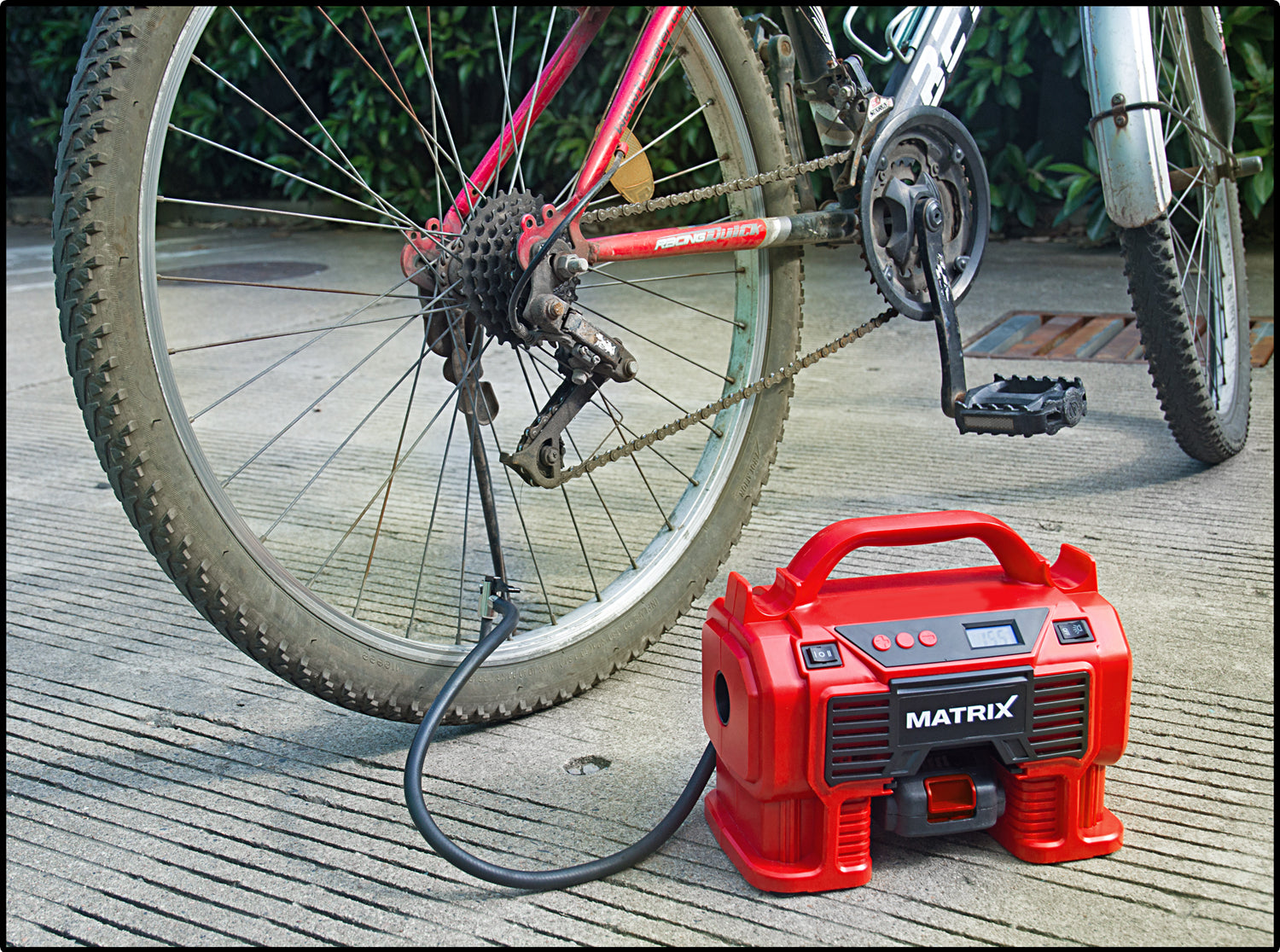 MATRIX 20v X-ONE Cordless Air Pump Inflator Pump Skin Only - Image 5